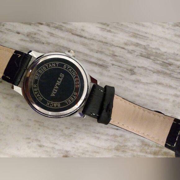 Brand New STRADA Watch with Black Leather Strap and Crystal Accents - Never Worn - Picture 6 of 9